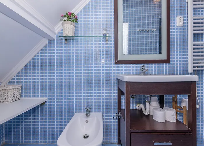 Alfama Comfy Premium شقة *