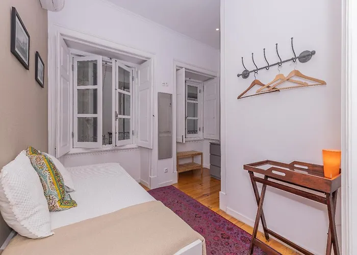 Alfama Comfy Premium *