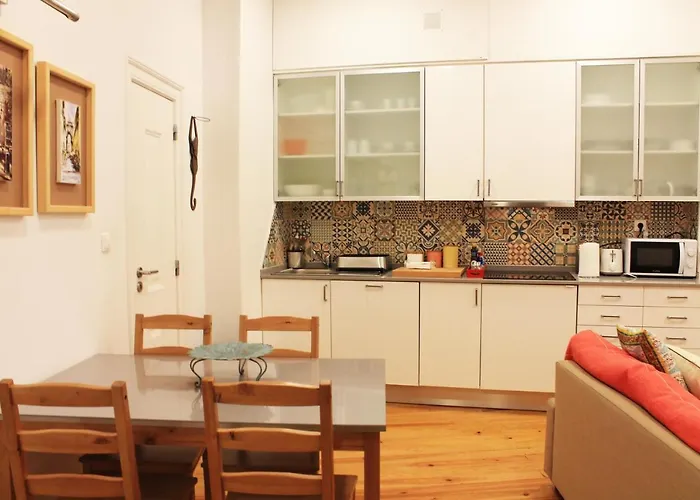 Alfama Comfy Premium *